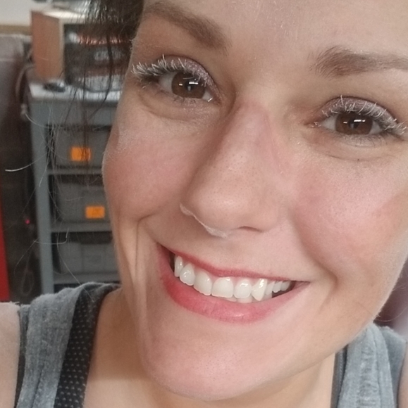 Meet your Posher, Lisa - Picture 11 of 16